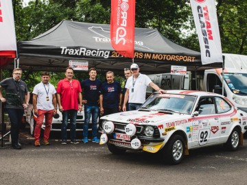 Toyota z początk&oacute;w WRC w Rajdzie Śląska
